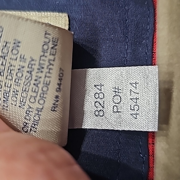 Travel Smith mens long XXL long sleeve shirt. Casual button down. Rust/red color - Picture 9 of 9